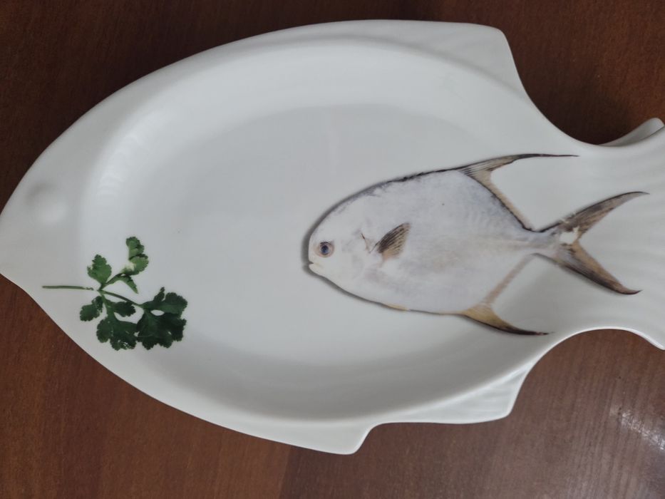 Продам рибні тарілки. В дуже хорошому стані.
