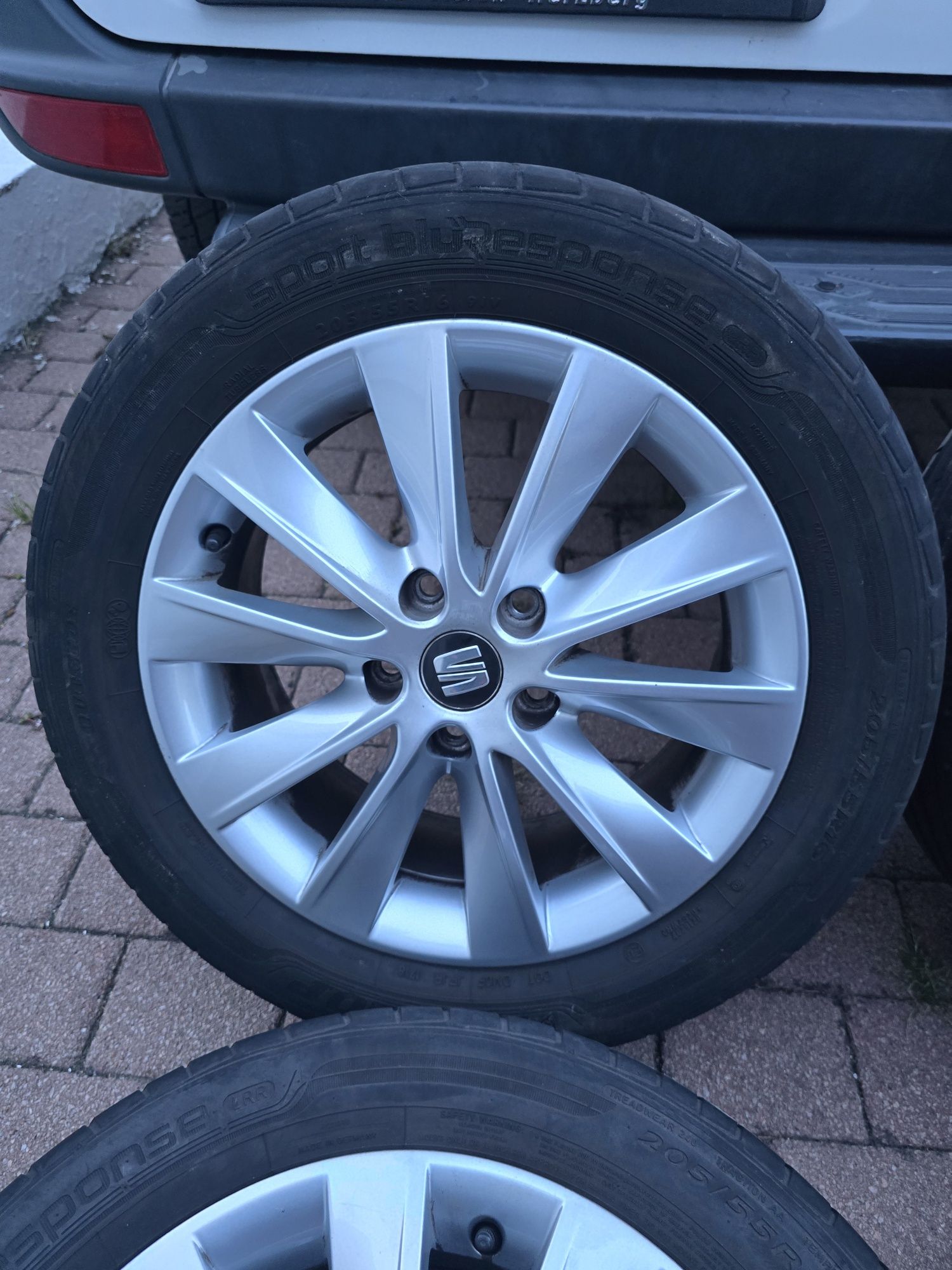 Koła felgi aluminiowe Seat Leon 16 cali