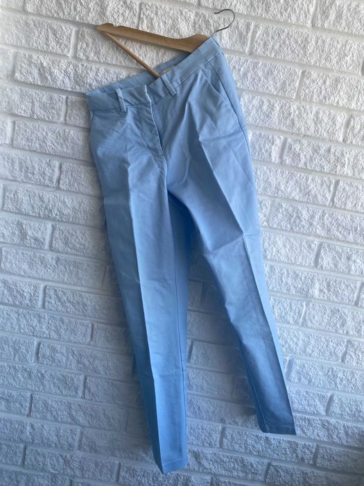 Класичні брюки Zara