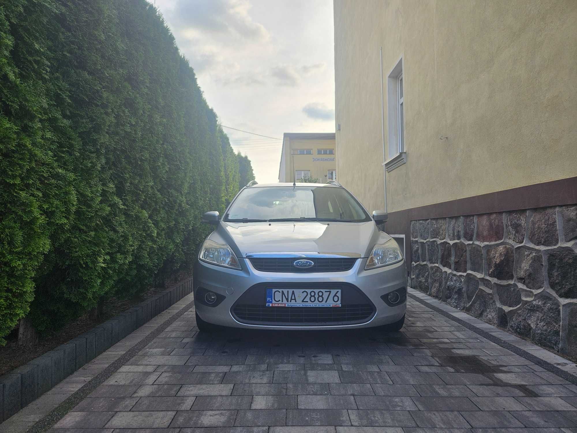 Ford Focus 1,6 Ambiente 2009 rok