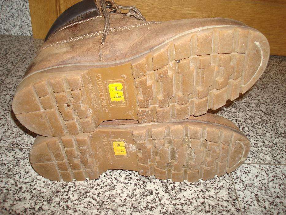 Продам мужские ботинки caterpillar