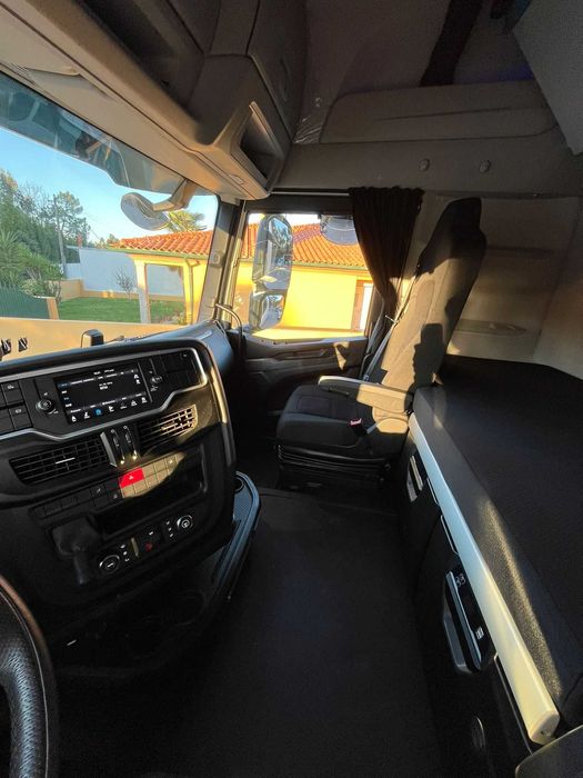 Vendo Iveco S-Way 490