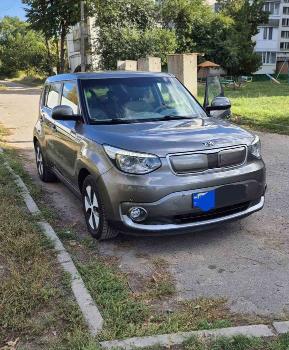 Продам авто КІА Soul  електро 2015 р. Ціна 7000₴. Торг