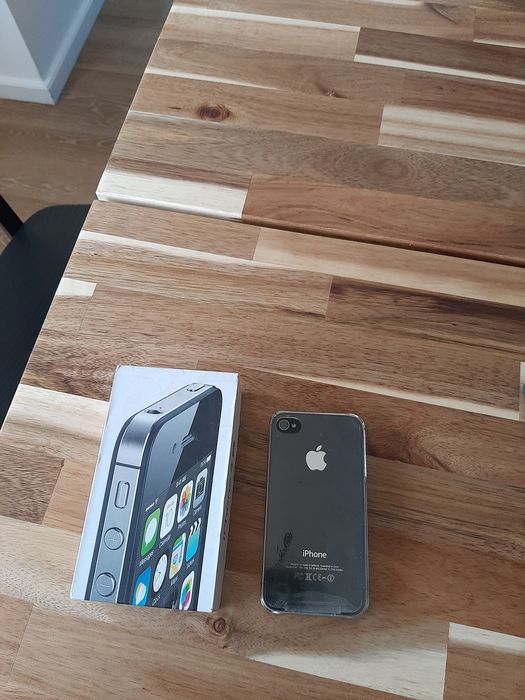 Iphone 4s com caixa