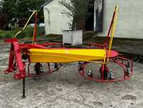Pomarol Z518 zgrabiarko-przewracarka
