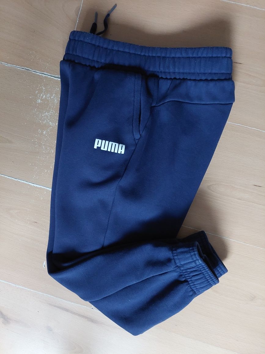 Spodnie Puma rozm 140 cm oryginalne