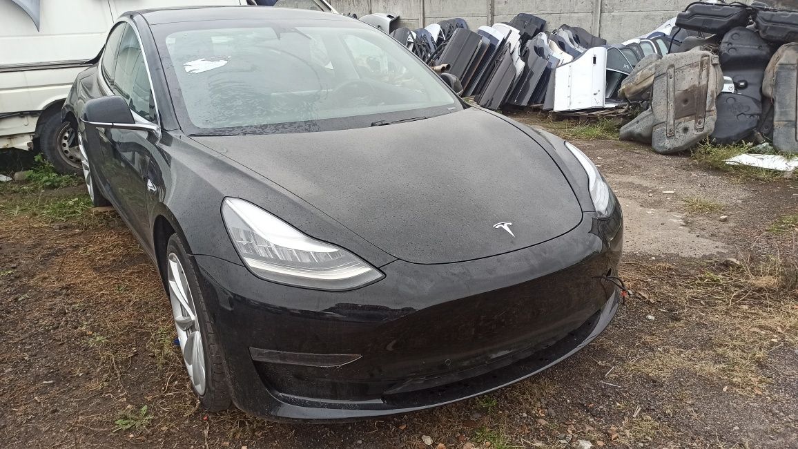 Розборка Tesla model 3 M3 по запчастинах  PBSB LRDM, PPMR