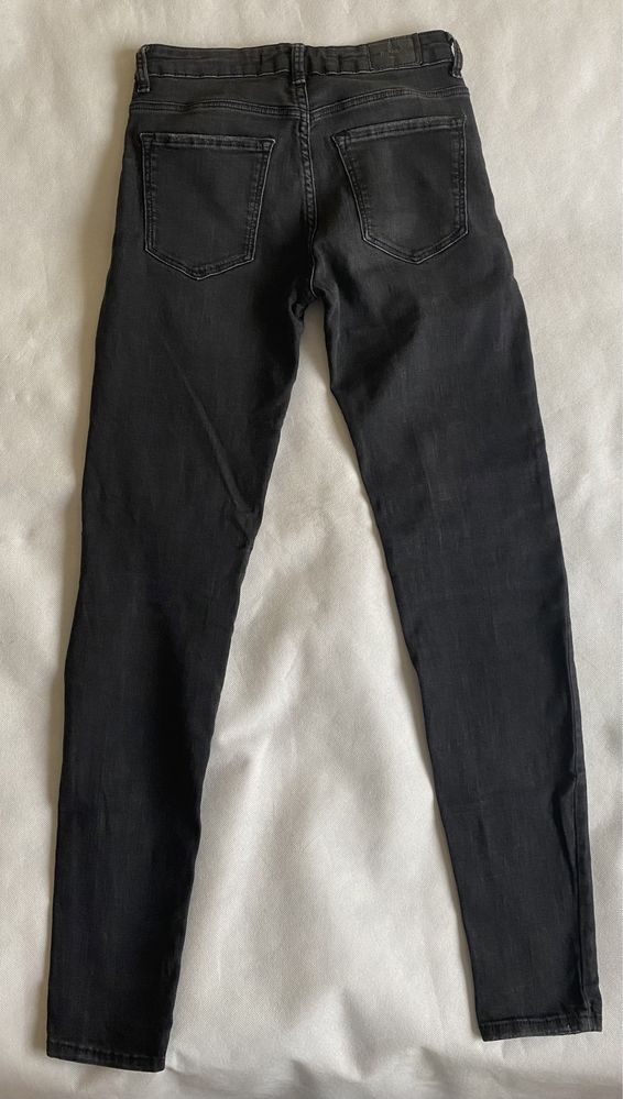 Spodnie jeans czarne Bershka 36 S