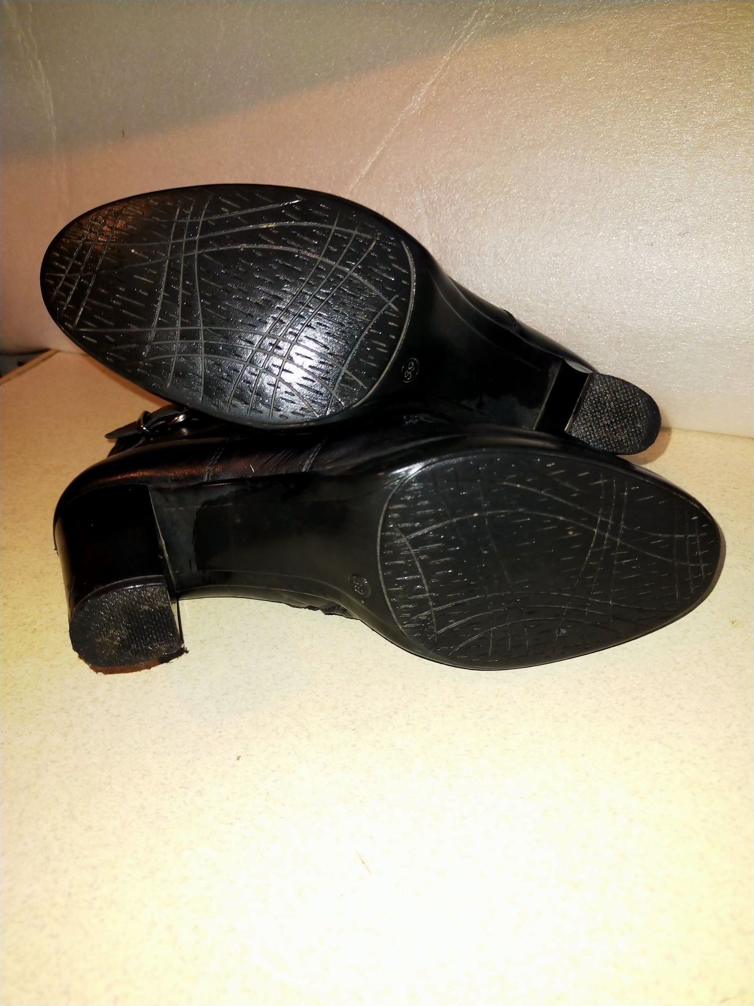Buty Kozaki skórzane Lasocki 39 czarne