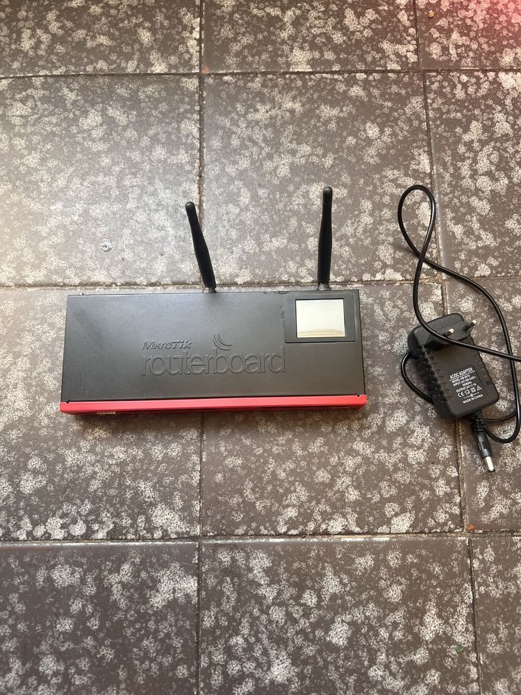 MikroTik роутер б/у