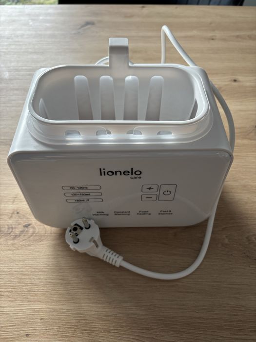 Podgrzewacz/sterylizator do butelek Lionelo