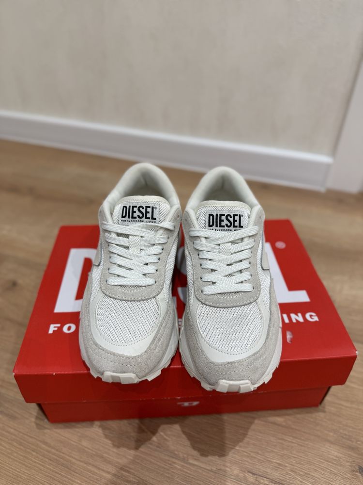 Продам кросівки Diesel 36 розмір