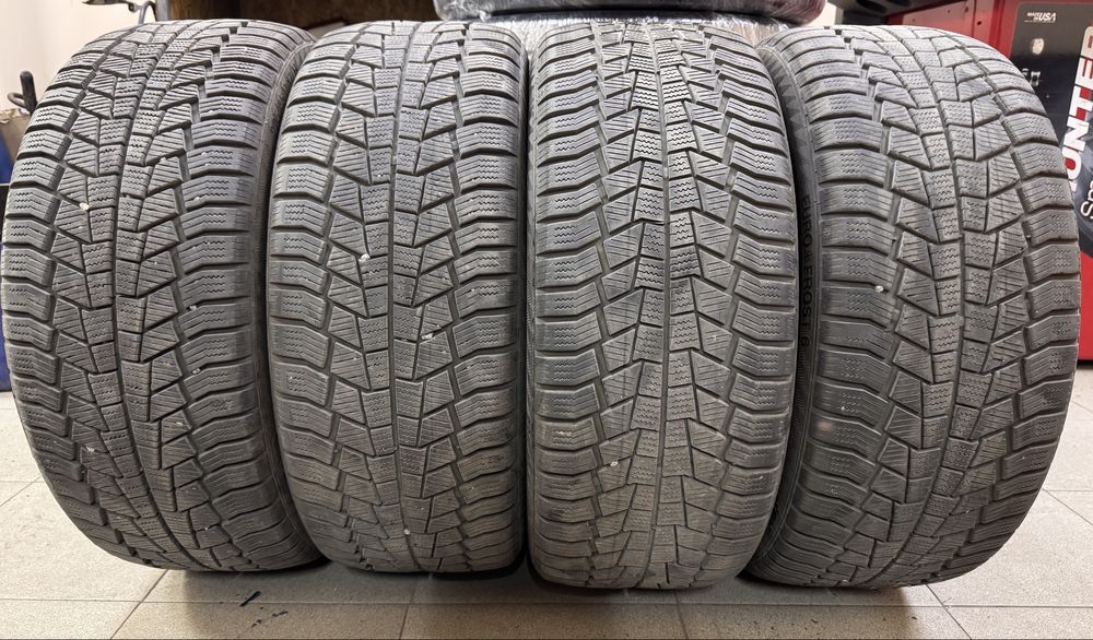 Продам комплект покрышек Gislaved 225.45.r17 (зима) 2022г.