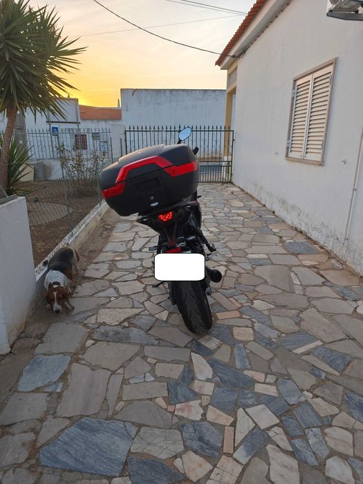 Triumph Tiger Sport 660 como nova vários extras com todo material orig