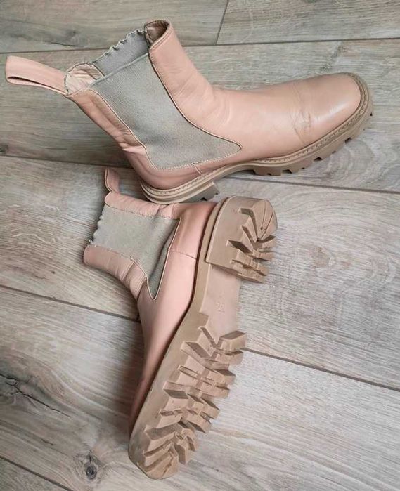 Черевики ZARA, розмір 37, натуральна шкіра.