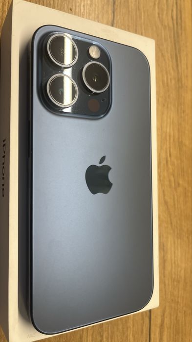 Iphone 15 pro 128Gb powystawowy