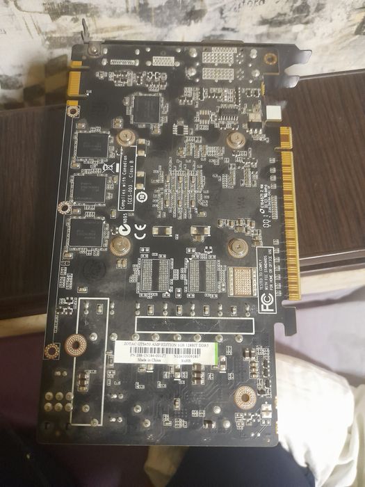 Відеокарта zotac 1gb 128bit ddr5