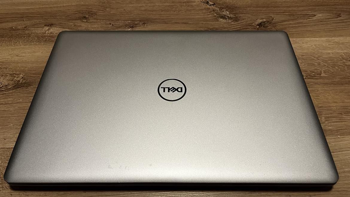 Dell inspiron 5570