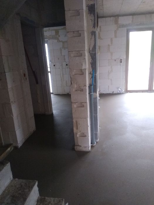 Posadzki betonowe agregatem układanie styropianu, zagęszczanie gruntu