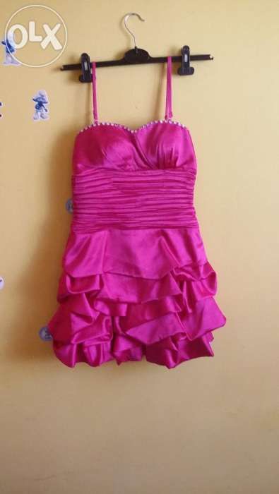 Sukienka różowa z cekinkami