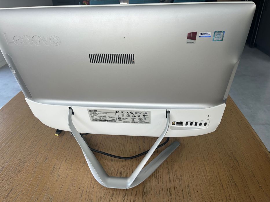 Komputer All in one Lenovo IdeaCentre AIO 300-22ISU