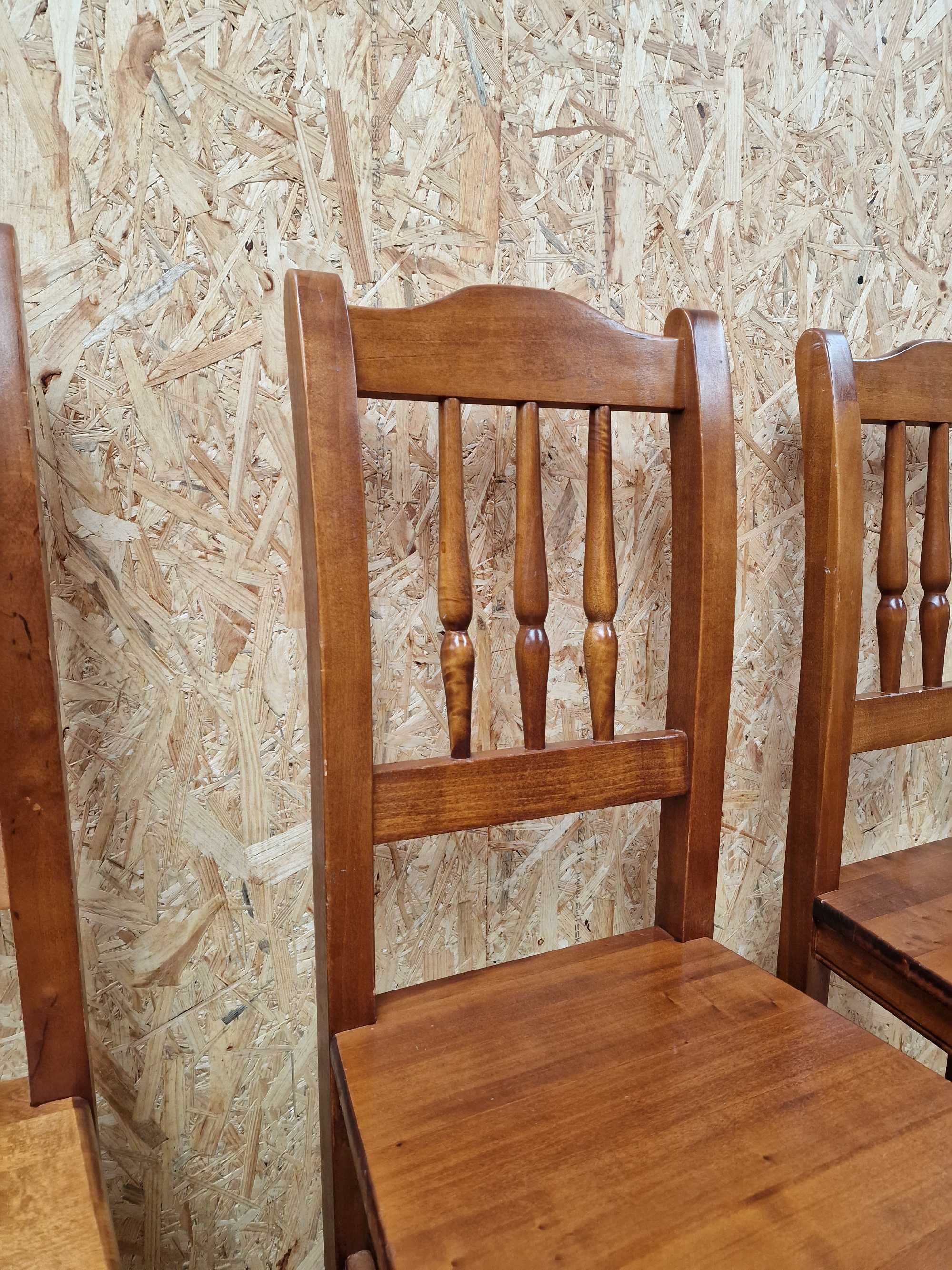 Krzesło drewniane stylizowane