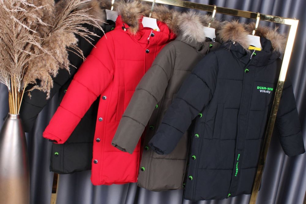 Стильна подовжена зимова куртка пальто для хлопчика на ріст 110-134