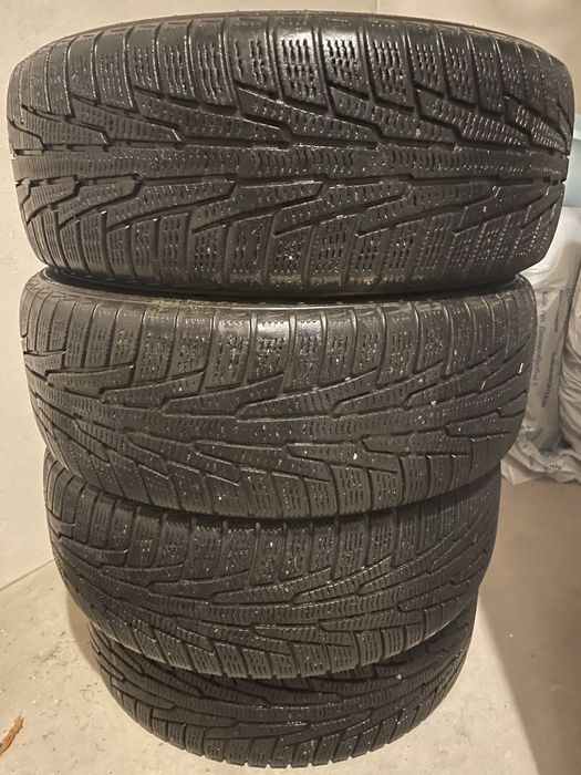 Шини зимові Nokian Notdmand RS2 94 R XL ( 205/55/60/R16