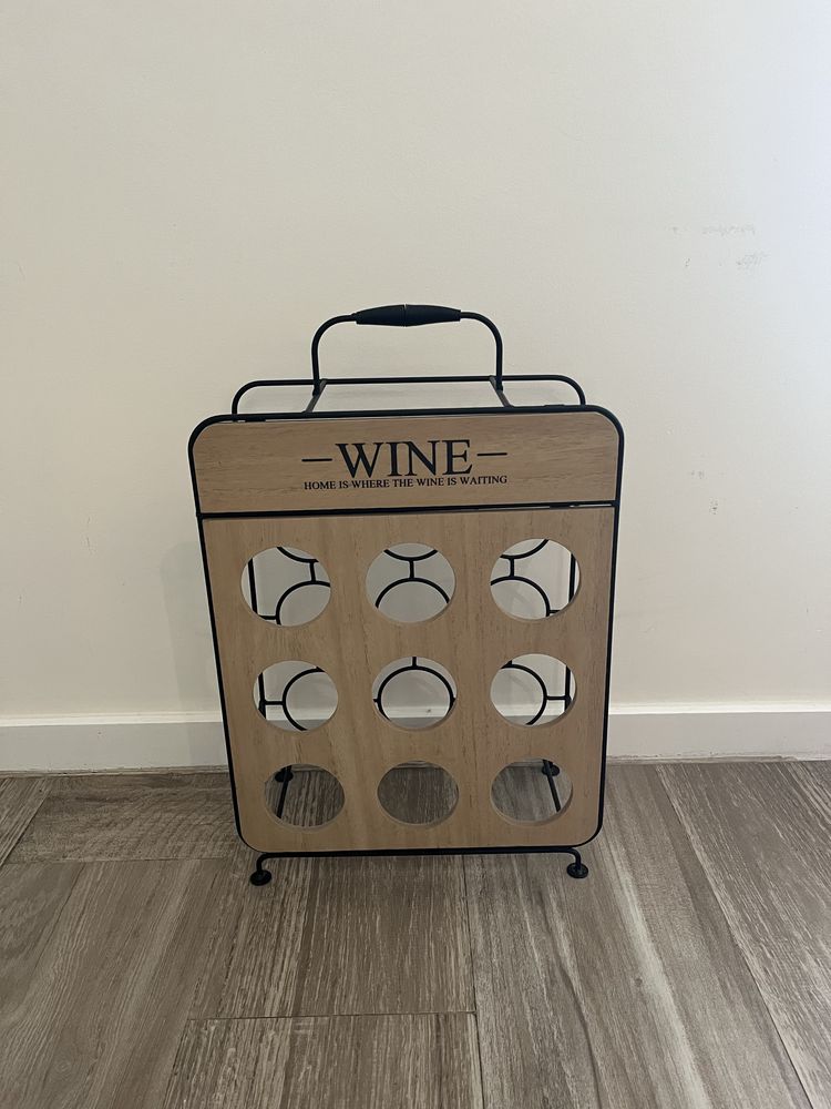 Garrafeira Vinho (9 garrafas)