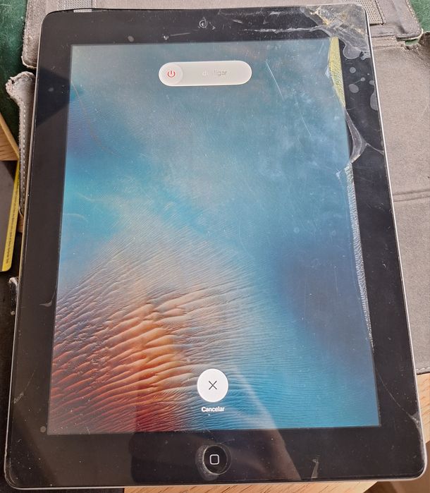 iPad 3a geração Wi-Fi + celular