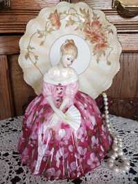 Vintage Royal Doulton Piękna Victoria Kolekcjonerska Figurka Angielska