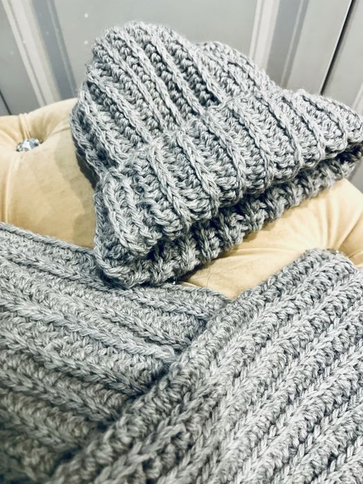 Komplet czapka beanie szalik 100% wełna szary gruby splot warkocz