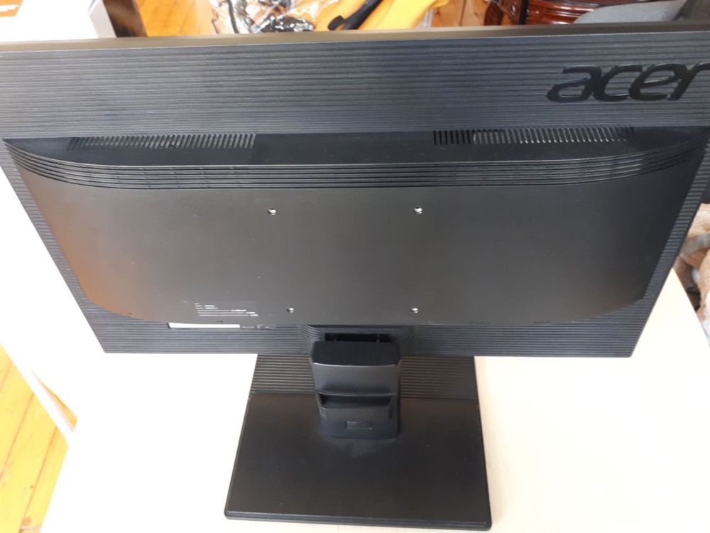 Монитор Acer V226HQL, 22 дюйма