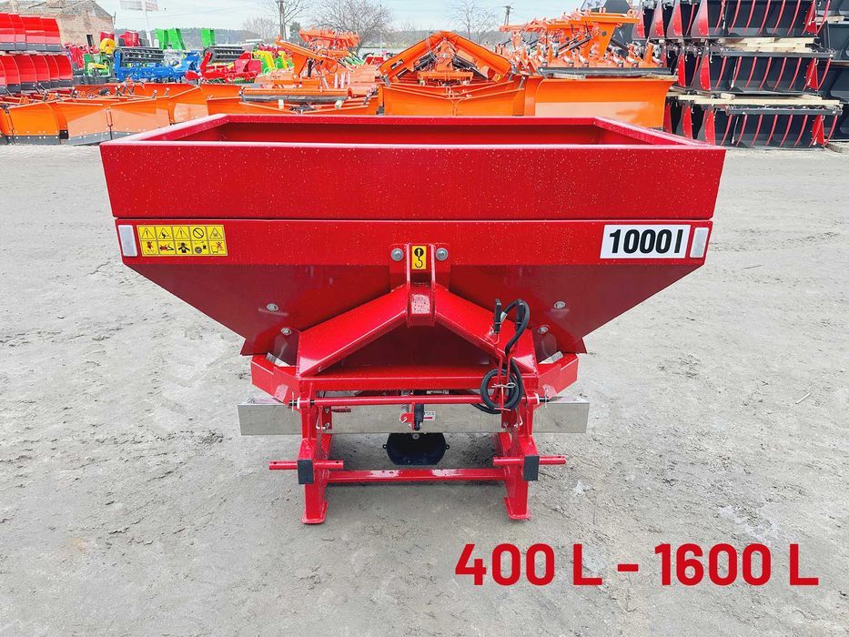 SZYBKA DOSTAWA - Nowy rozsiewacz do nawozu Strumyk Tytan - od ręki