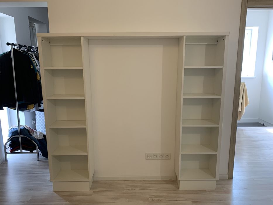 Срочно Полка книжная белая состояние идеальное