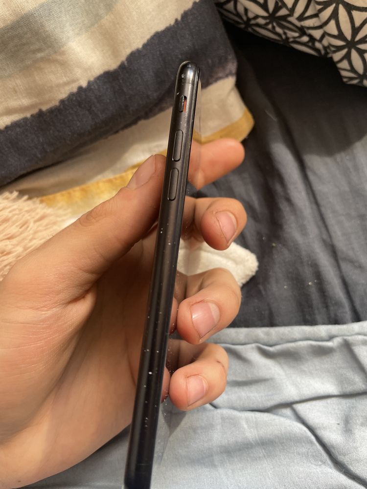 Iphone se 2020..
