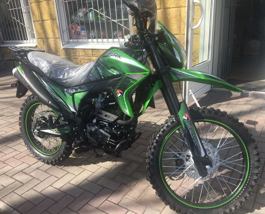 Продам мотоцикл кроссовый.