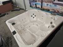 Jacuzzi ogrodowe taras dzakuzi