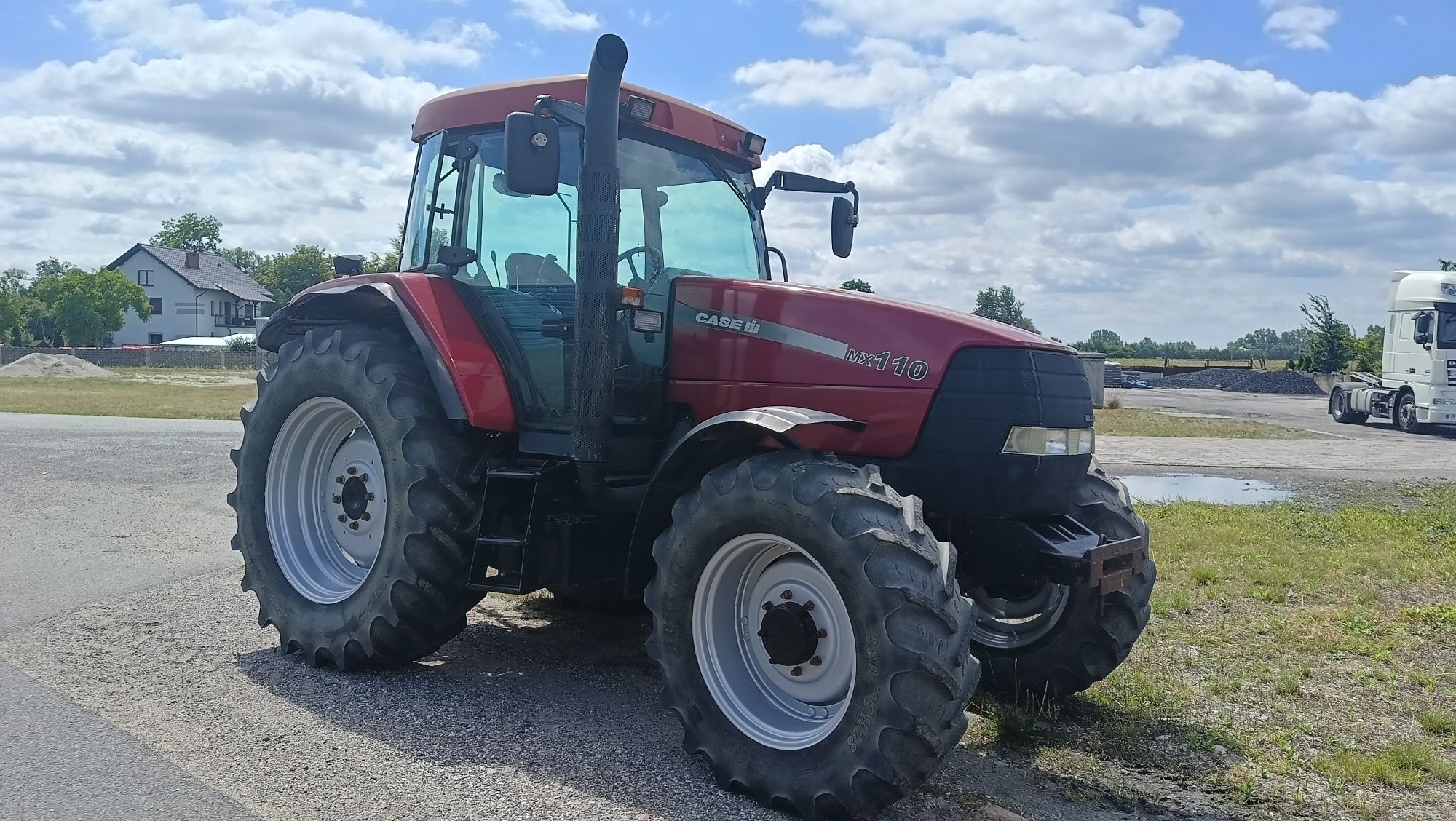 Case MX 110 rok 2002