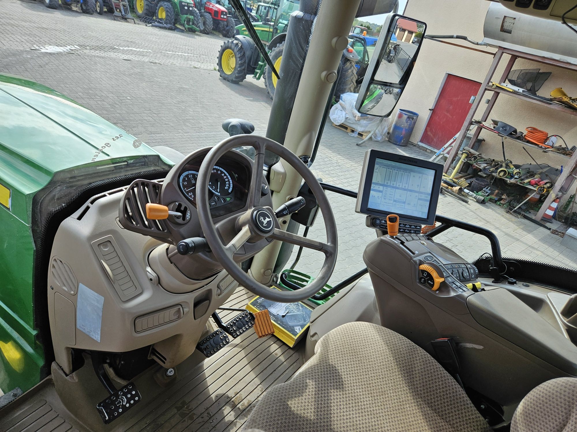 John deere 6215r pneumatyka 2015 rok tuz wom