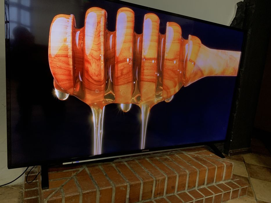 Телевізор grundig 65 4k smart TV