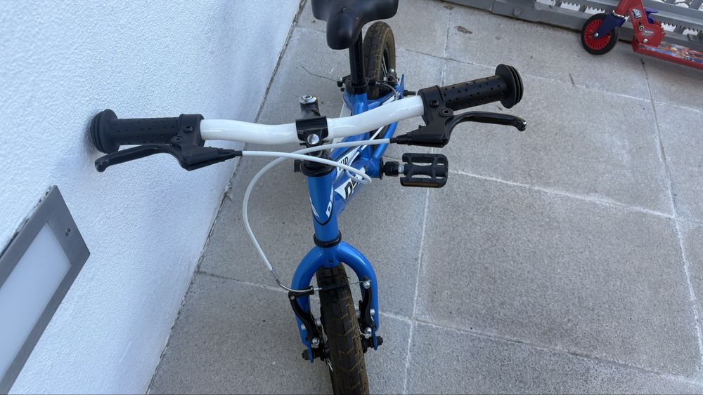 Bicicleta de Criança KID DS quase nova + rodinhas oferta