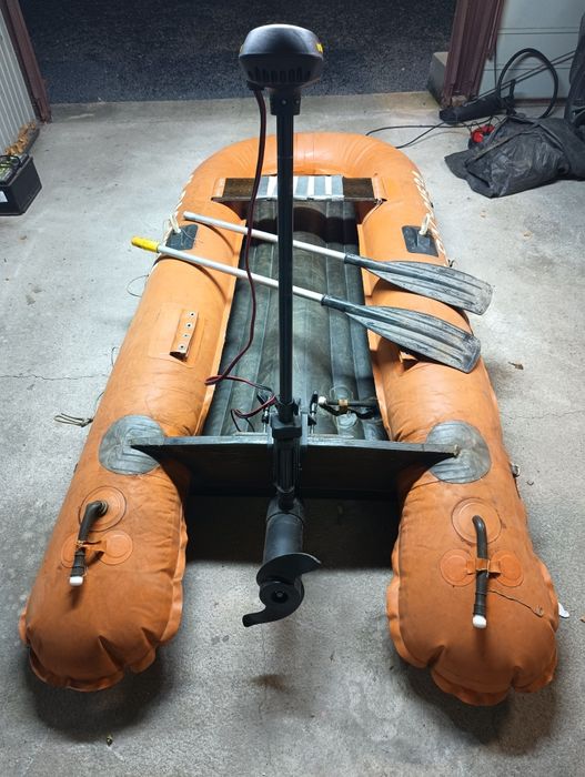 Ponton OSA 270 + silnik Minn Kota + kapoki+ plaszcz