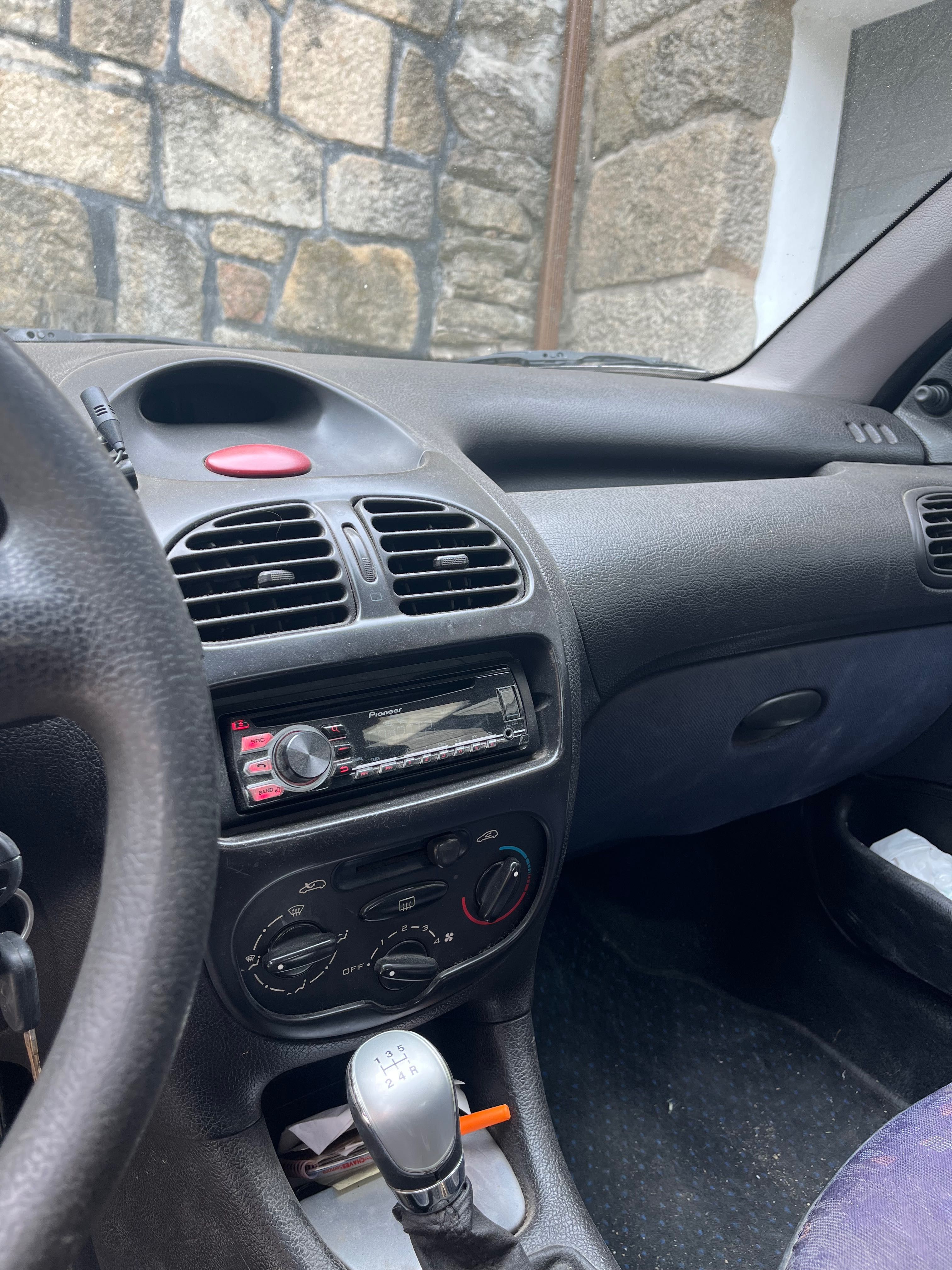 Peujeot 206 1.2 gasolina