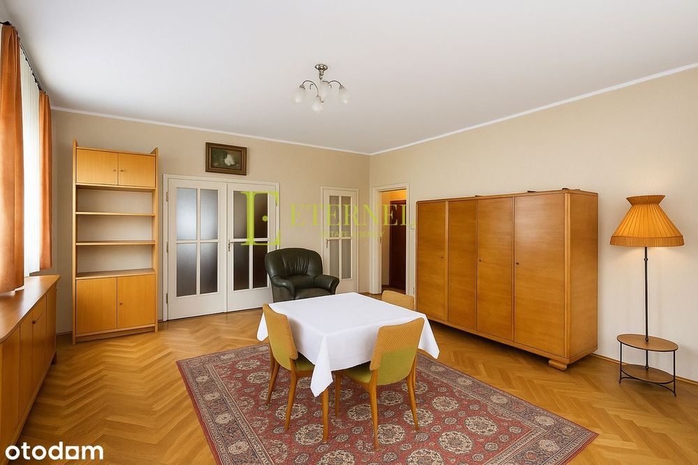 Przestronne 4-pokojowe mieszkanie 92m2 w zabytkowej kamienicy