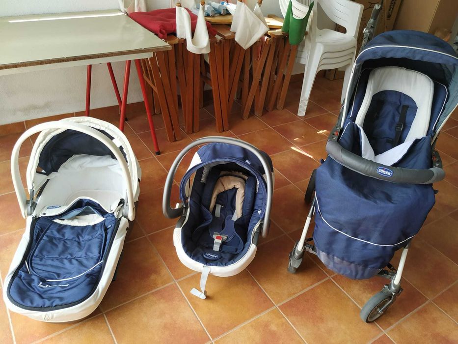 Carrinho, ovo e alcofa da Chicco