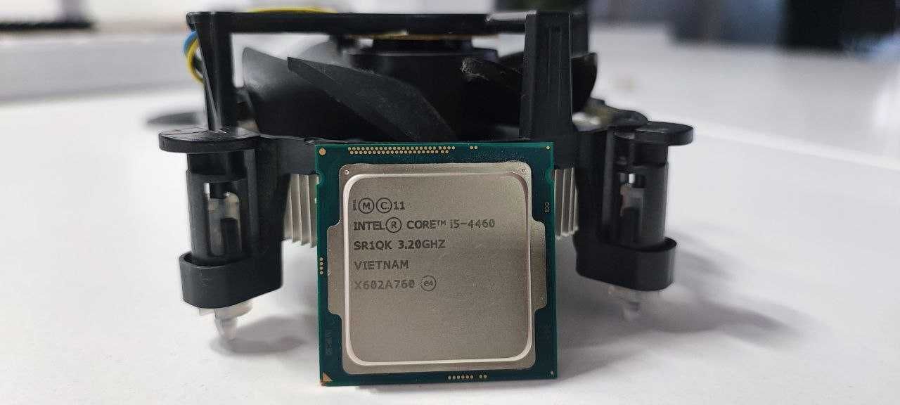 Процесор Intel Core i5-4460 3.20GHz/6M/5GT/s(SR1QK)s1150 з охолодженям