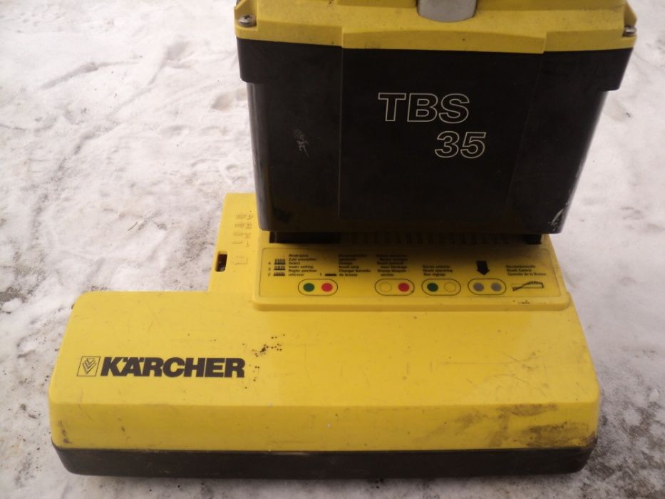 Пылесос Karcher TBS 35 850W б\у из Германии для отелей и дома