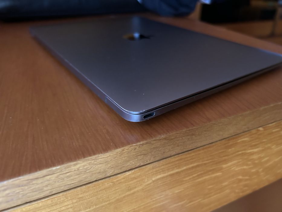 MacBook 12” (2016) em bom estado geral