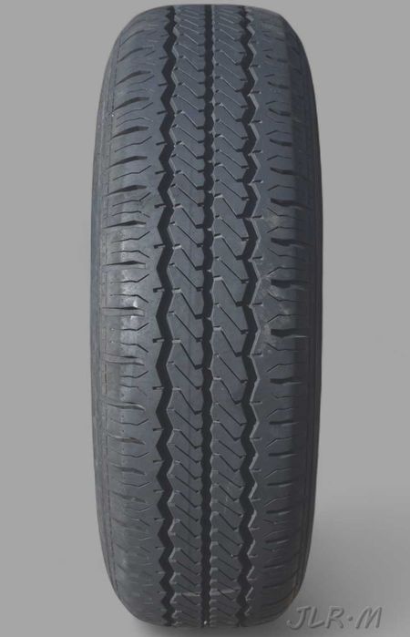 1x Opona Hankook Radial RA08 215/70 R16 108/106 T